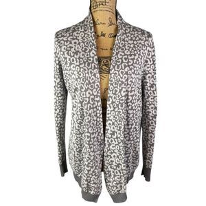 Cato Cardigan Womens Size Med Grey Leopard Print‎ Long Sleeve Open Front Loose